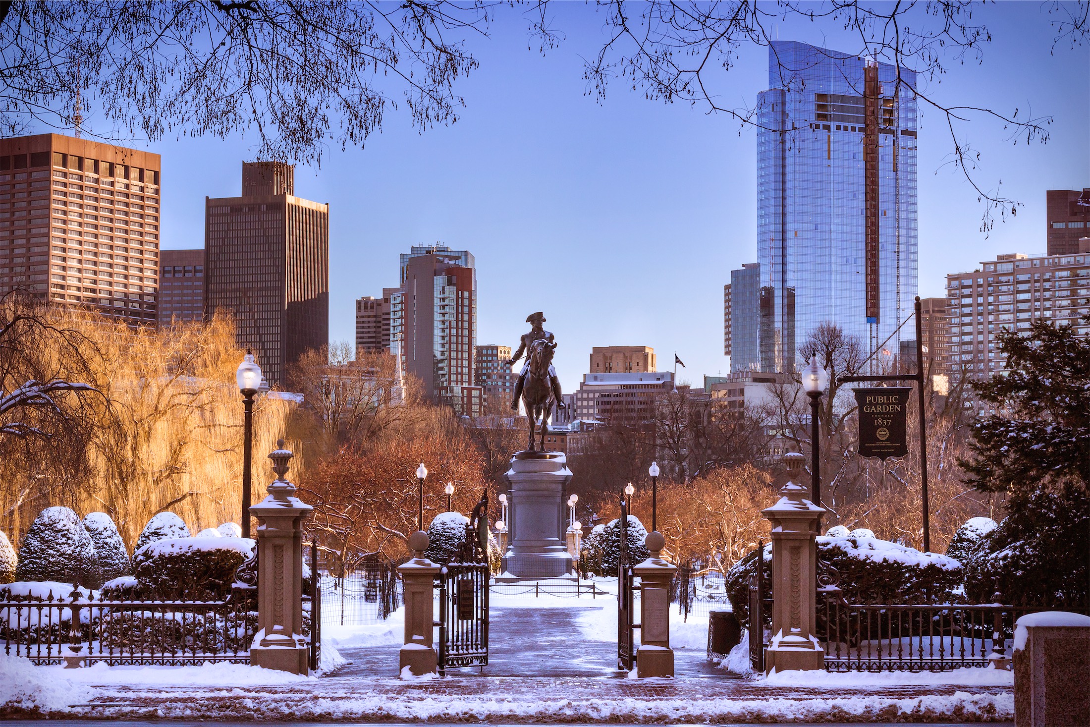 Fairmont Copley Plaza, Prudential / St. Botolph : -38% during the day 